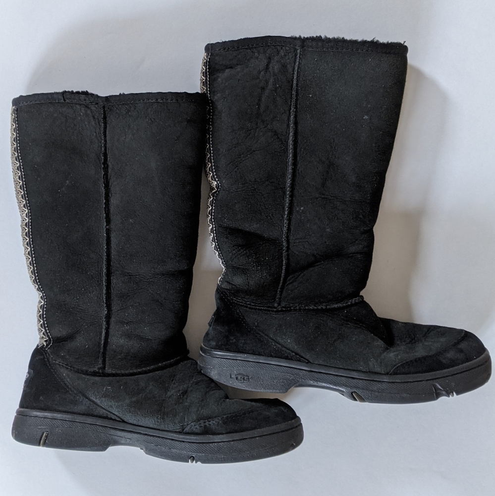 UGGS AUSTRALIA ULTIMATE BRAID 5340